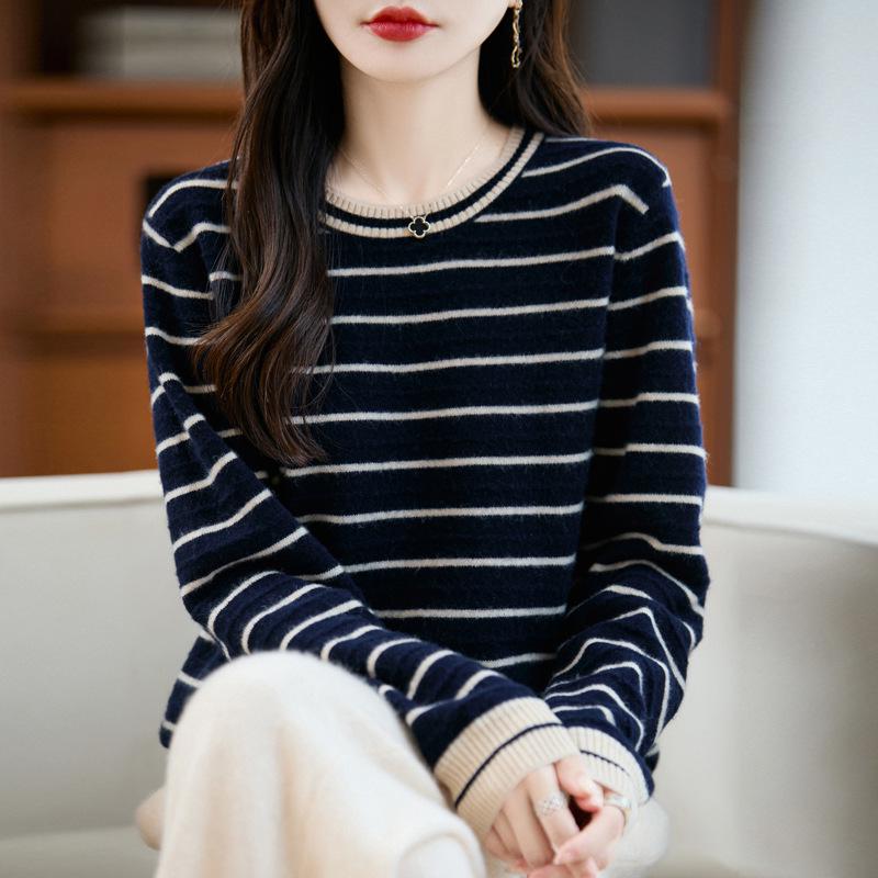 Women's Autumn/Winter Loose-Fit Round Neck Striped Pure Wool Sweater - Knitted, Warm Top Layers