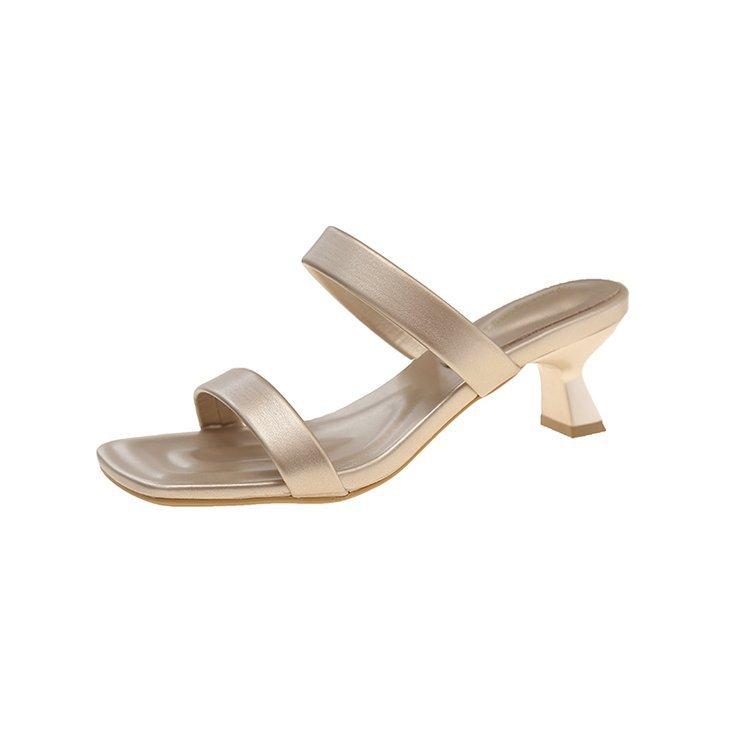 Fashion Hot Selling Women's Open Toe Flip Flops Ladies Fashion Slippers 2025 Summer New Beach Swimwear Fashion Casual Women's Shoes