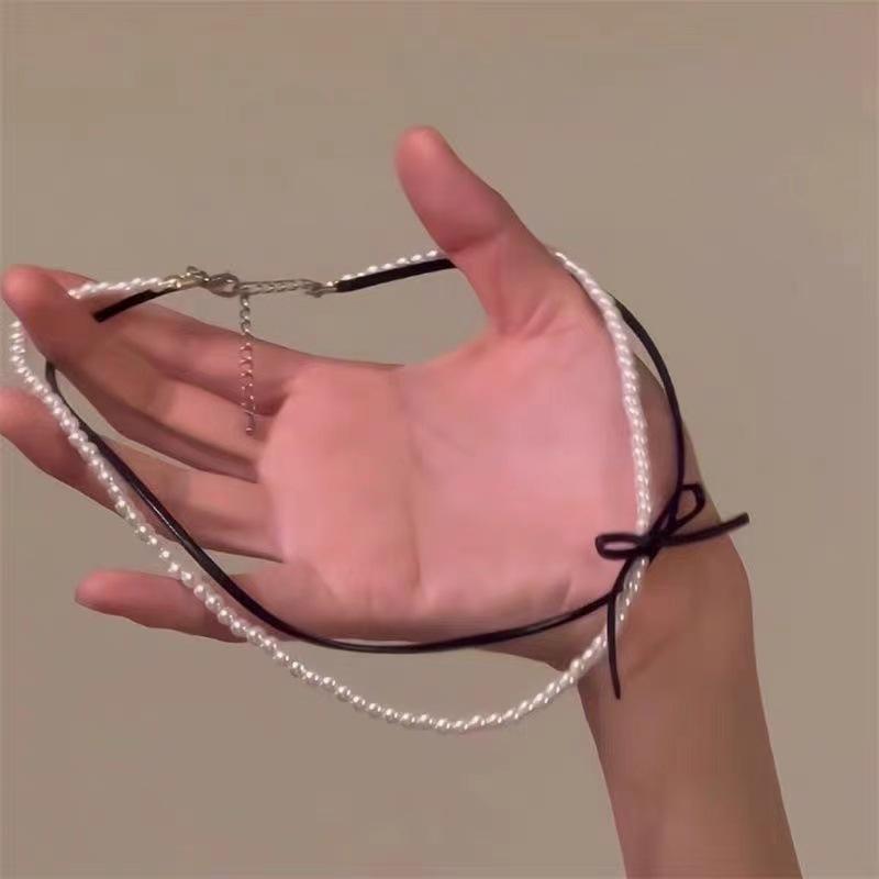 

Y2k Cyberpunk Silver Color Leather Bowknot Choker Imitation Pearls Beading Double-layer Collar Necklace for Women Jewelry Gifts чорний