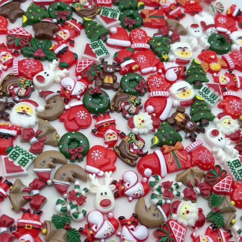 100pcs Mixed Christmas Resin Accessories Decorative DIY Craft Kit with Snowmen Reindeer Christmas Jewelry Ornaments Supplies Kid