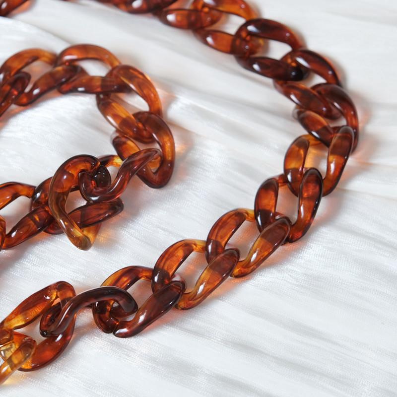 New Phone Accessory Detachable Parts Chain Blue Crossbody Resin Luxury Strap Amber Phone Case Chains Red Acrylic Shoulder Chain