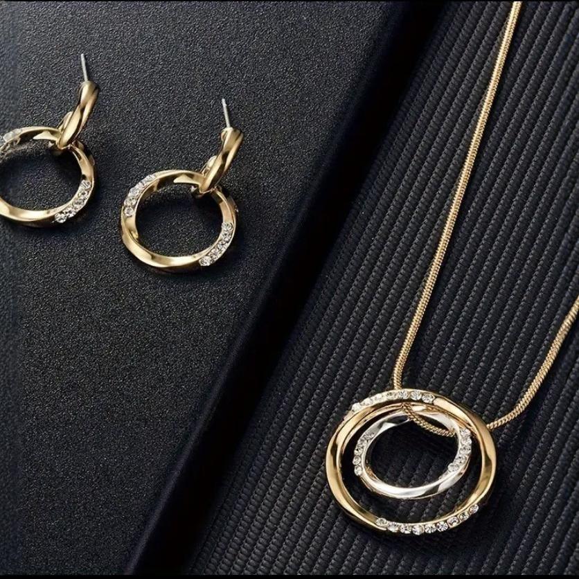 Fashion Charm Personality Circle Jewelry Set Necklace And Earrings For Ladies