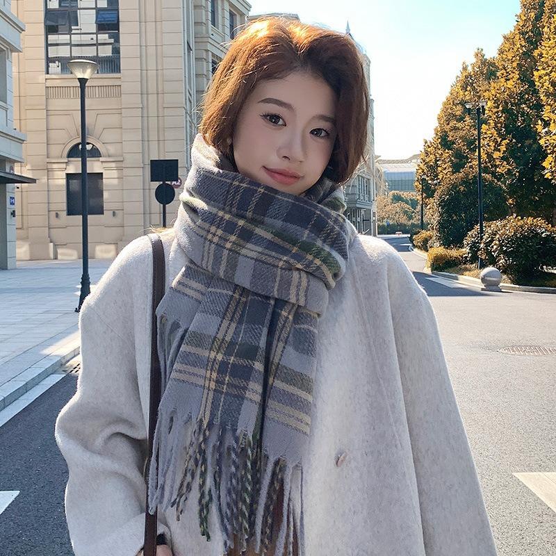 2025 Korean imitation cashmere scarf women's autumn and winter high-end warm shawl cute versatile plaid scarf