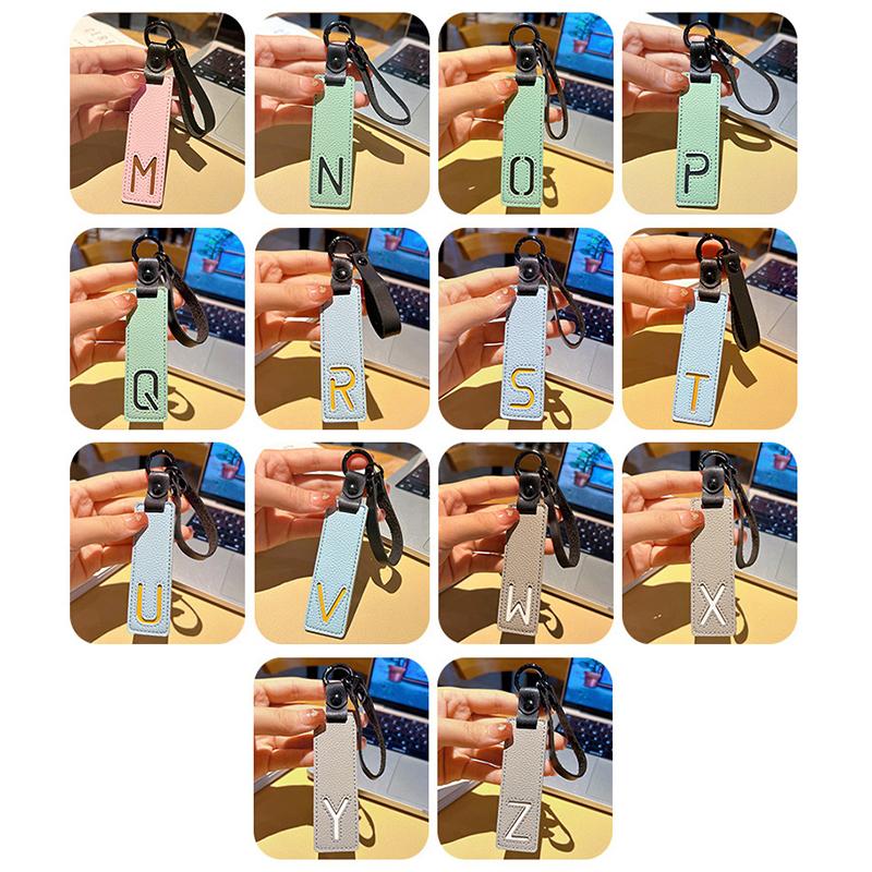 Fashion 26 Letters Key Chain Pu Leather Alphabet Letter Keyring Car Key Accessories Business Key Holder Women Bag Pendant Decor