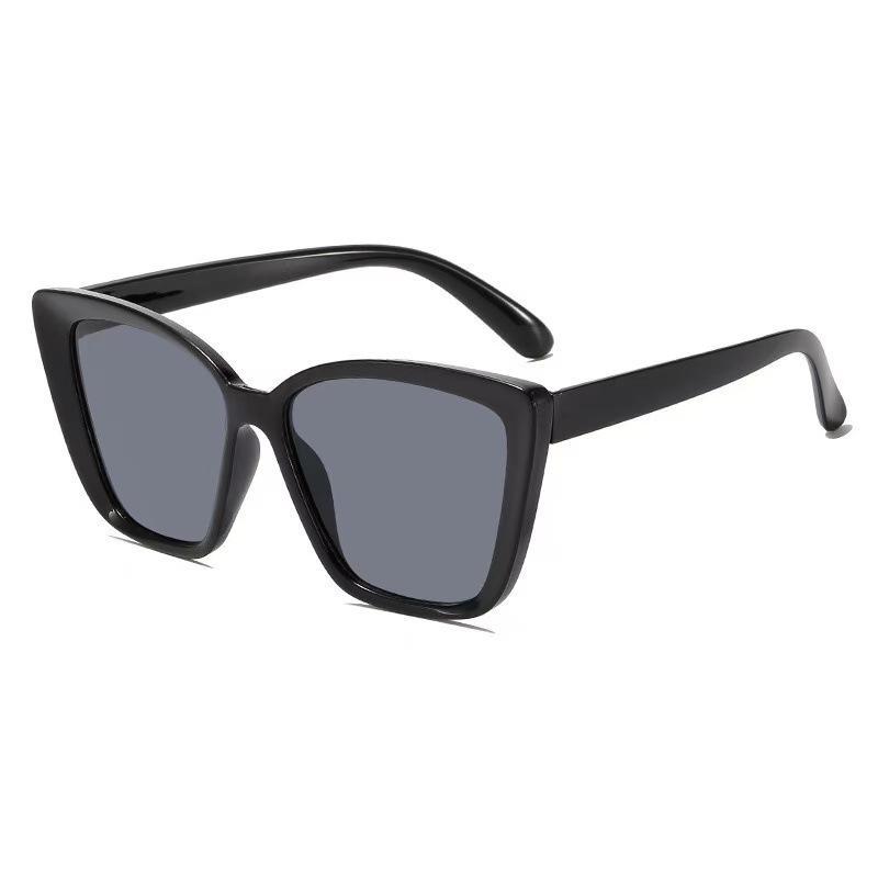 Vintage Cat Eye Sunglasses for Women Retro Stylish Shades Portable Size Easy Carry for Short Trips Outdoor