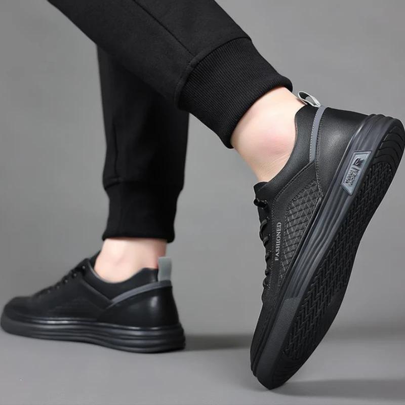 Men Leather Board Shoes Platform Versatile Sports Lightweight Tenis Masculino Casual Shoes Comfortable Anti Slip Shoes