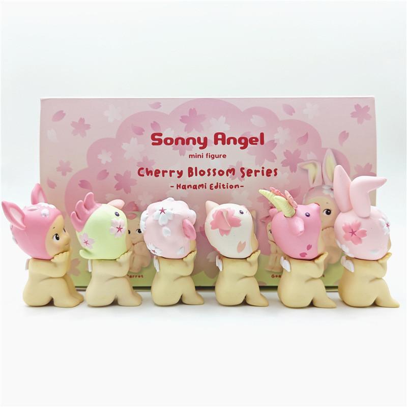 Sitting Sakura Series Cherry Blossom Collectible Toy Cake Decorations Car