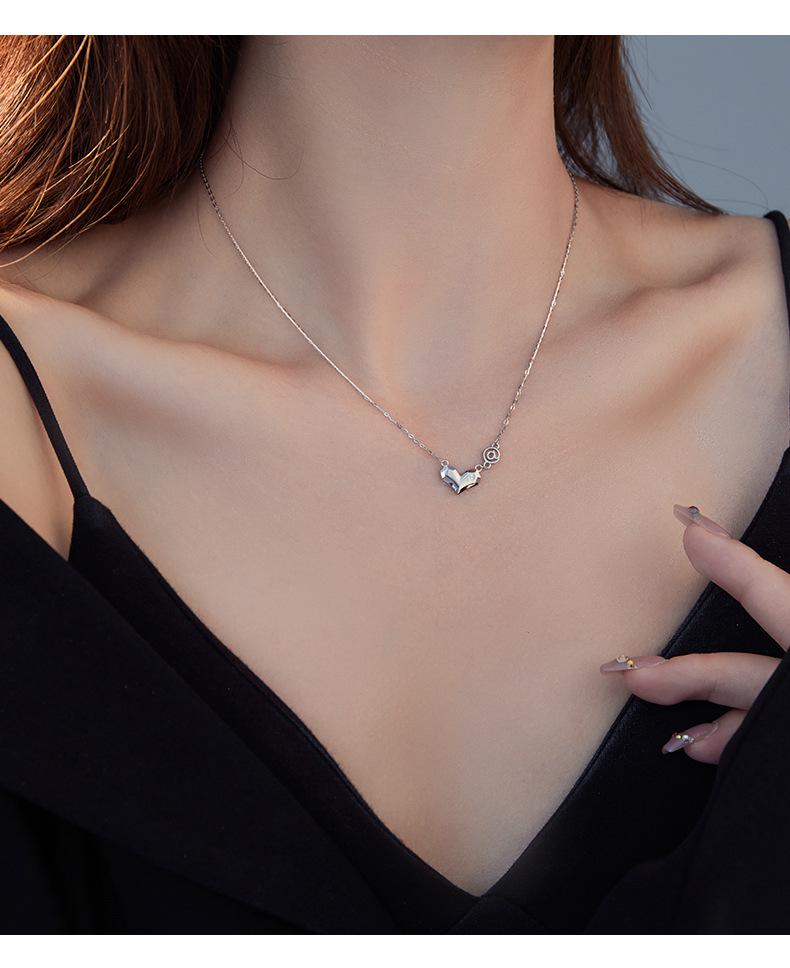 Banyan Tree Silver Letter Love Necklace: 3D Heart Clavicle Chain for Women