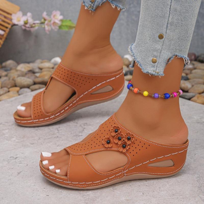 Summer new large-size women's shoes hollow solid color open-toed slope heel fish mouth one-character casual slippers