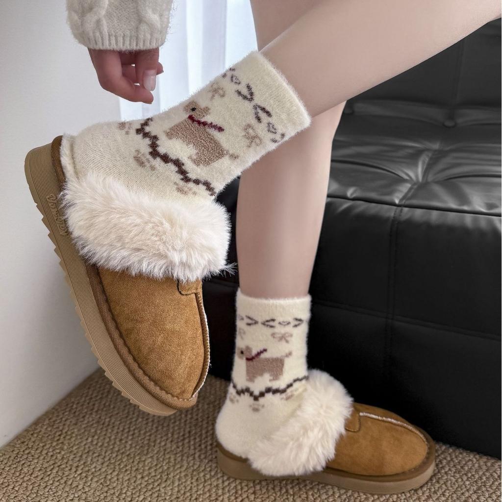 Ladies Autumn and Winter Warm Plus Thick Retro Cute Puppy Tube Pile Socks
