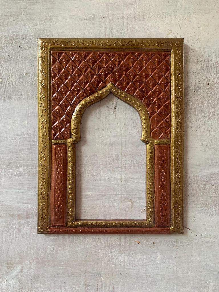 Hand-Painted Wooden Jharokha Frame: Indian Wall Decor