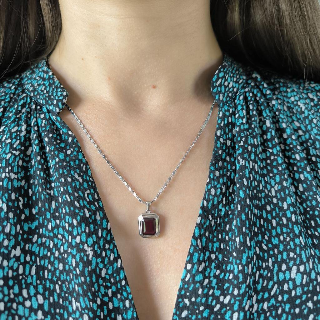 Silver Pendant with Garnet Nano 2.625ct (60002198)