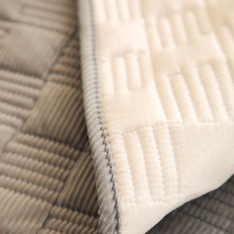 Modern Quilted Plain Couch Cover Sectional Seater Thick Seat Cover Non -Slip Velvet Recliner Chair Slipcover Sofa Cushion