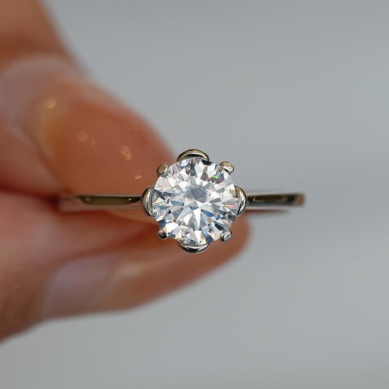 Valentine's Day 18K White Gold Women Rings 0.5CT Moissanite Diamond Girl Wedding Band PT950 Platinum Birthday Gift Fine Jewelry