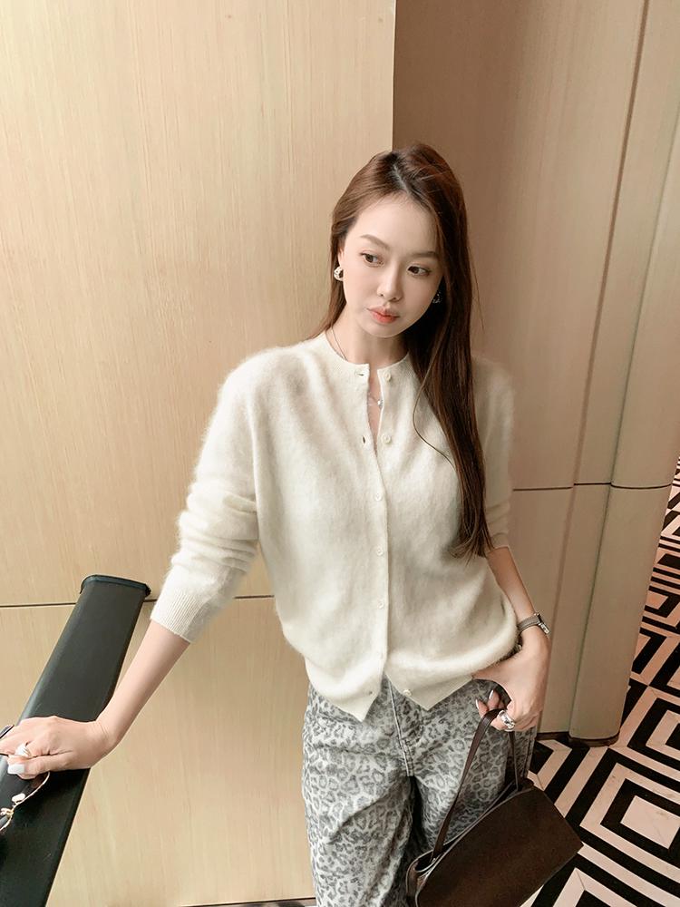 Women's Morandi Round Neck Cashmere Wool & Silk Blend Cardigan - Soft Brushed Knitwear