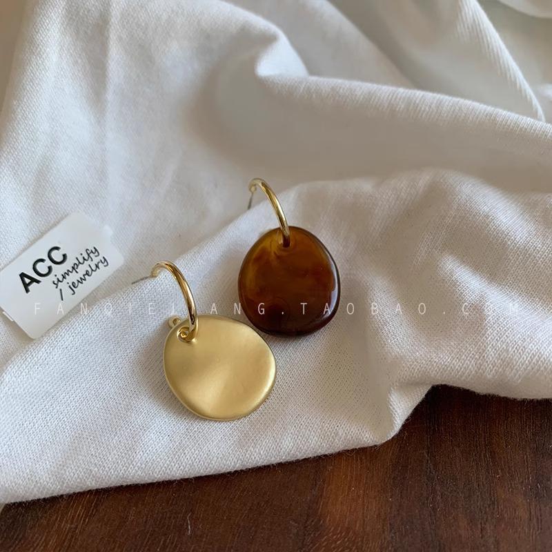 Asymmetrical Geometric Earrings: Trendy, Versatile, High-End Fashion for Women