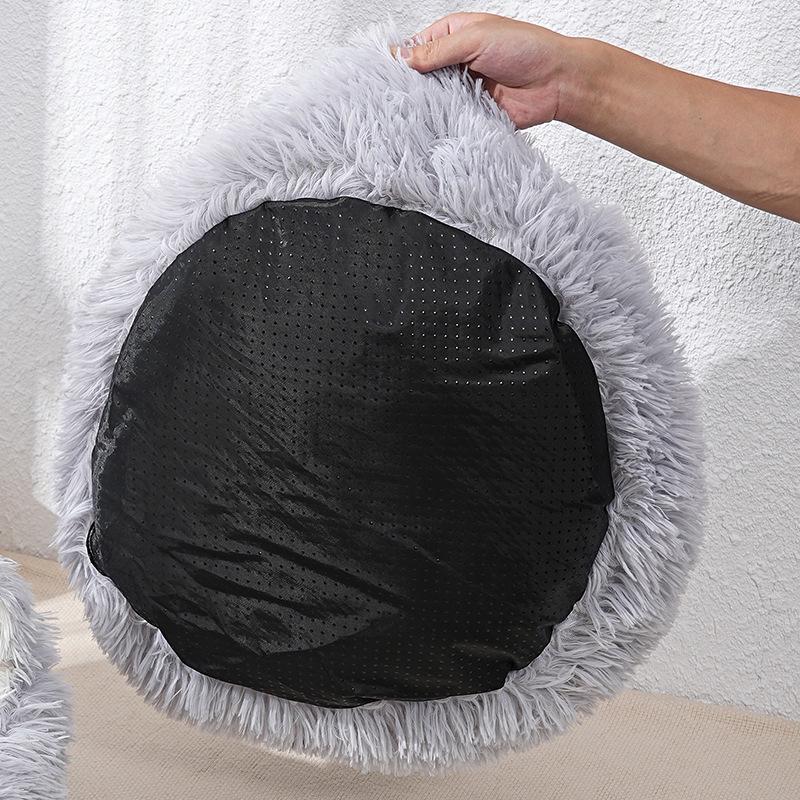 Cozy Winter Shell Pet Bed - Semi-Enclosed for Cats & Dogs