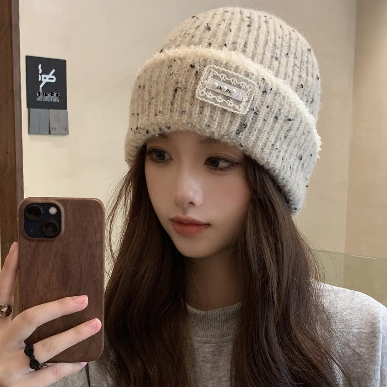 

Korean-Style Women s Polka Dot Knit Beanie - Warm, Sweet, and Versatile for Autumn and Winter