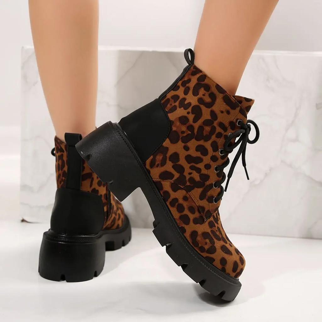 Mode Europäisch Amerikanisch Außenhandel Übergröße Dicke Ferse Runde Spitze Kurze Stiefel Damen Wildleder Herbst und Winter Damenstiefel