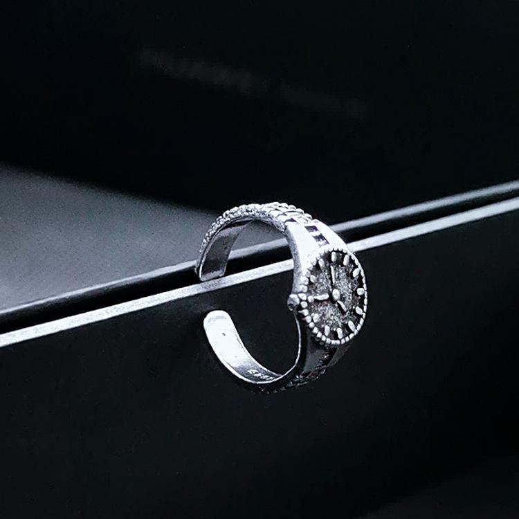Jewelry New Creative Watch Shape Fashion Couple Hand Jewelry Ring
