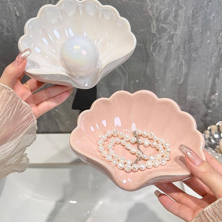 Cute Ceramic Shell Soap Dishes Soap Drain Rack Shelf for Bathrom Jewely Necklace Ring Storage Tray Plate