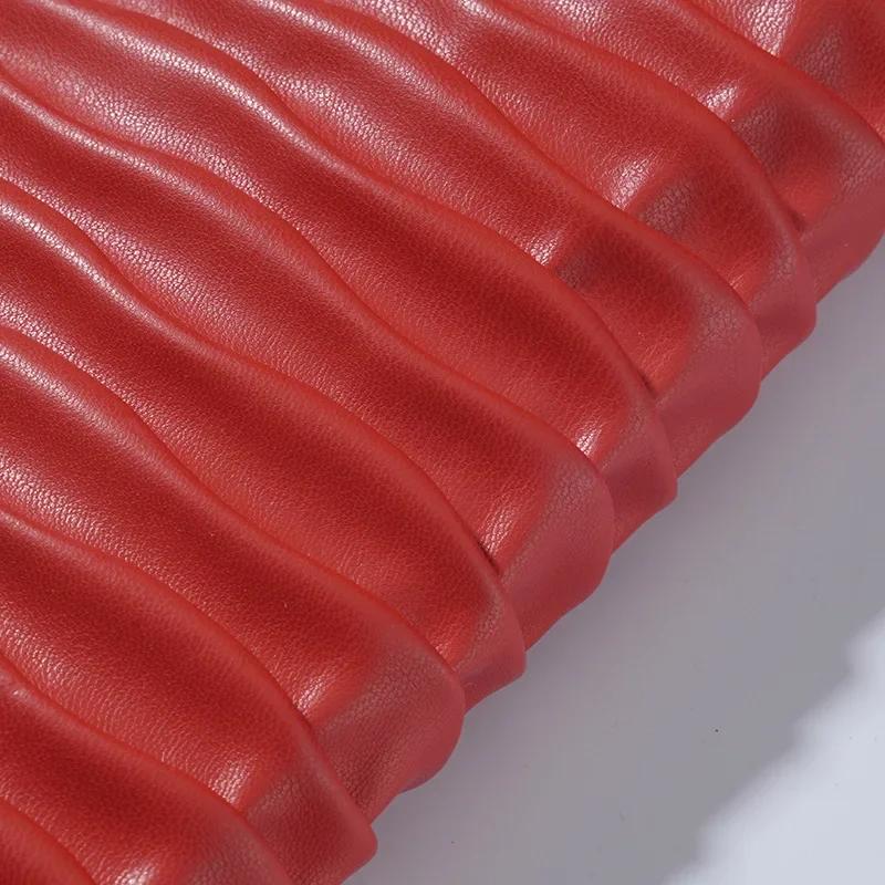 

3D Embossed PU Leather 100x137cm Pleated Quilted Cotton Fabric Breathable Waterproof Elastic Clothing Bags Shoes DIY Fabric 100x137cm