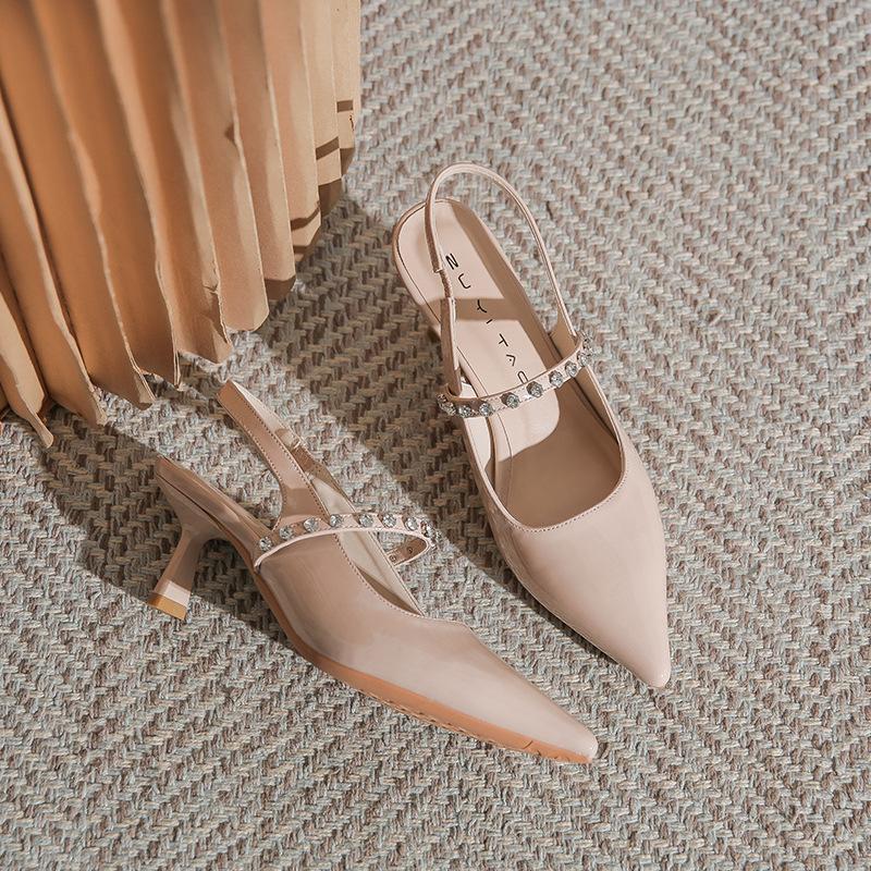 169 spitze Strass-Sandalen Damen Sommer neu ein Wort Lackleder Französischer Feenwind feiner Absatz hoher Absatz Einzelne Schuhe