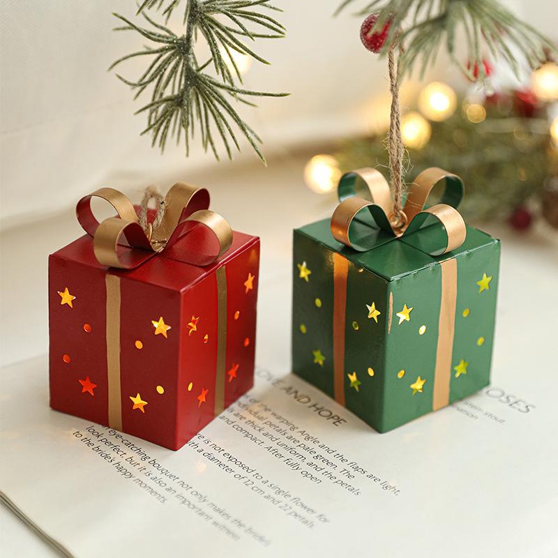 Christmas Wrought Iron Gift Package Christmas Tree Decoration Pendant Christmas Hanging Decoration Oliday Gift Box