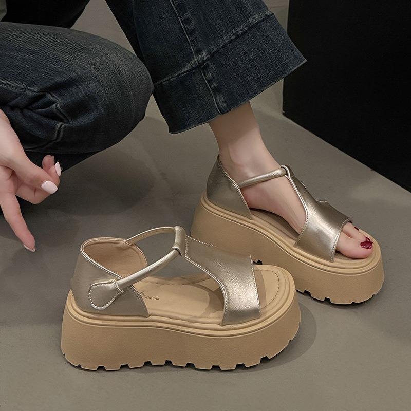 Summer new retro style thick-soled wear-resistant leather surface fish mouth deodorant non-slip sandals women's shoes