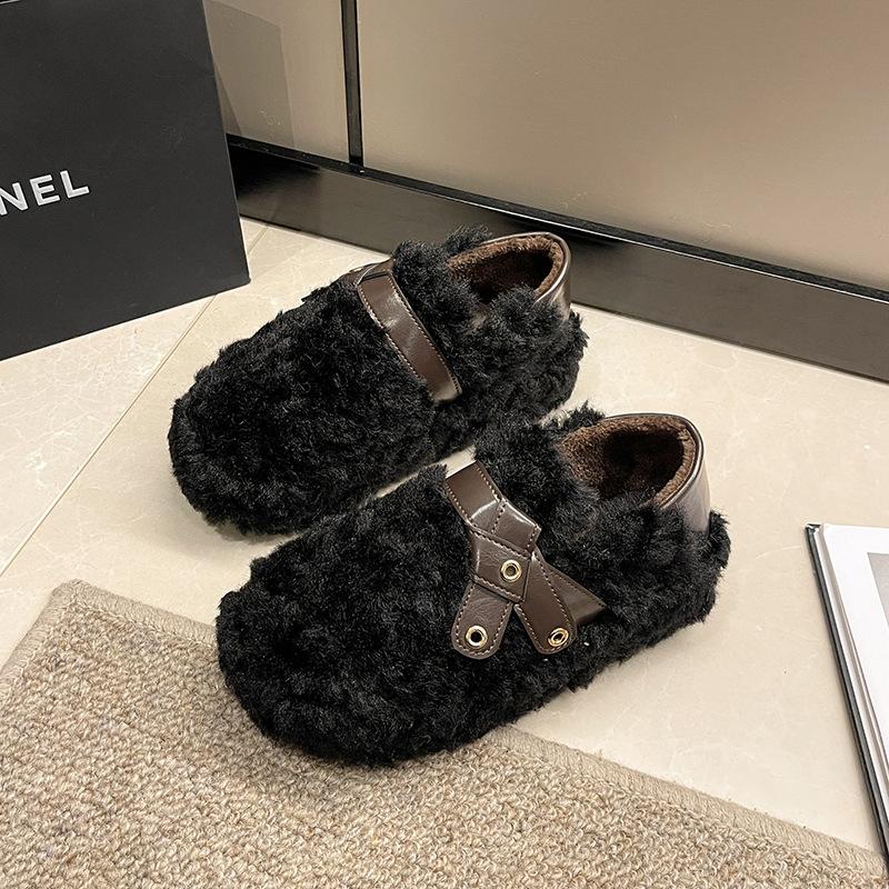 Thick-soled fluffy shoes for women to wear outside 2025 autumn and winter new bag head half slippers with velvet to keep warm ins home cotton dr