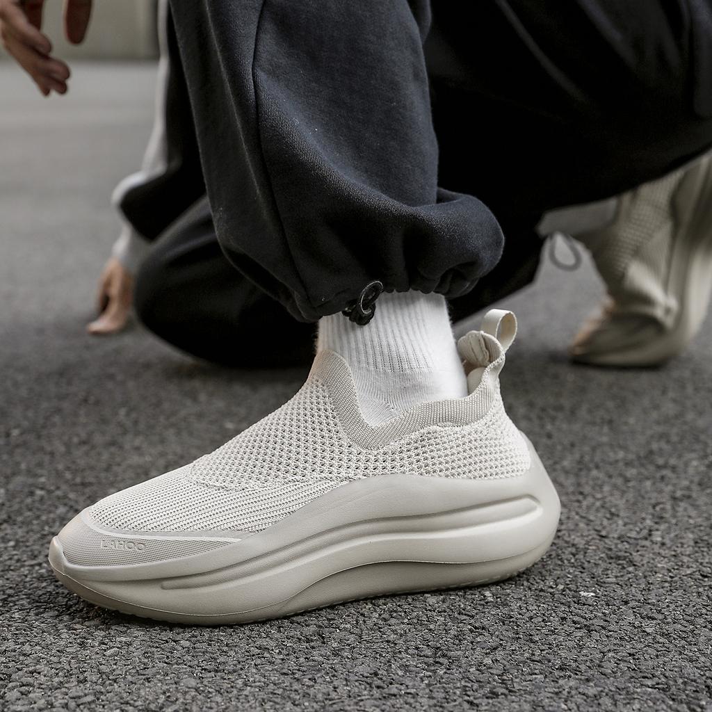 Men's & Women's Casual Running Sneakers Breathable Mesh Slip-on Design Thick Platform Sole Ultra-Lightweight for Gym & Jogging 36-45