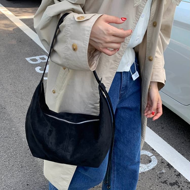 2025 new retro one-shoulder dumpling bag