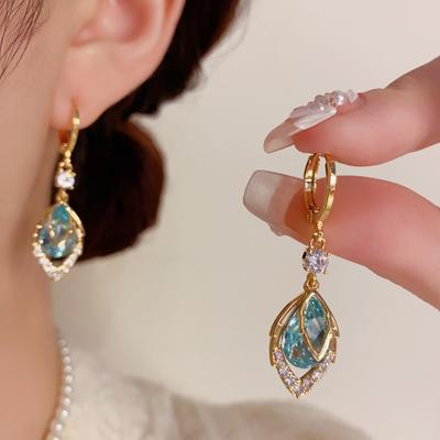 Blue Zircon Leaf Earrings, Stylish, Light Luxury, High-end Earrings, Personalized and Versatile Earrings