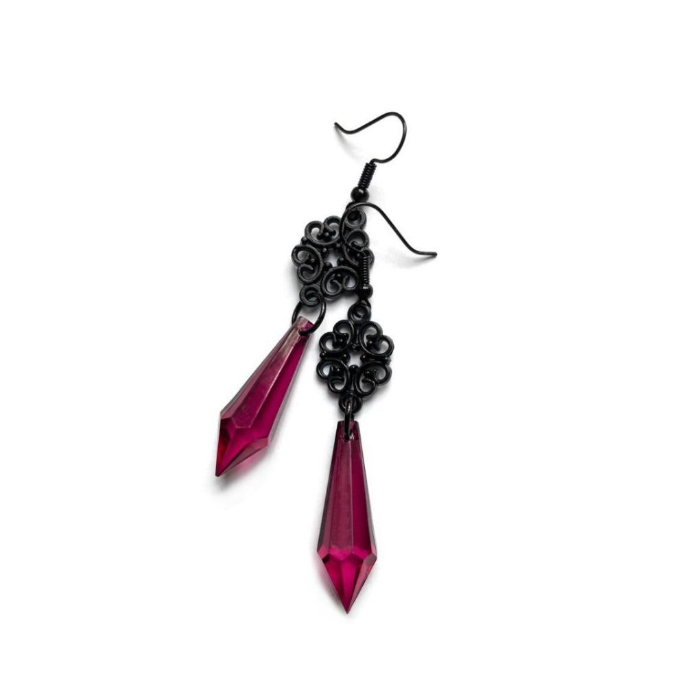 Retro Victoria Black Hollowed-out Flower Plate Rose-red Teardrop-shaped Dangle Earrings for Women Charm Gothic Jewelry Accessory
