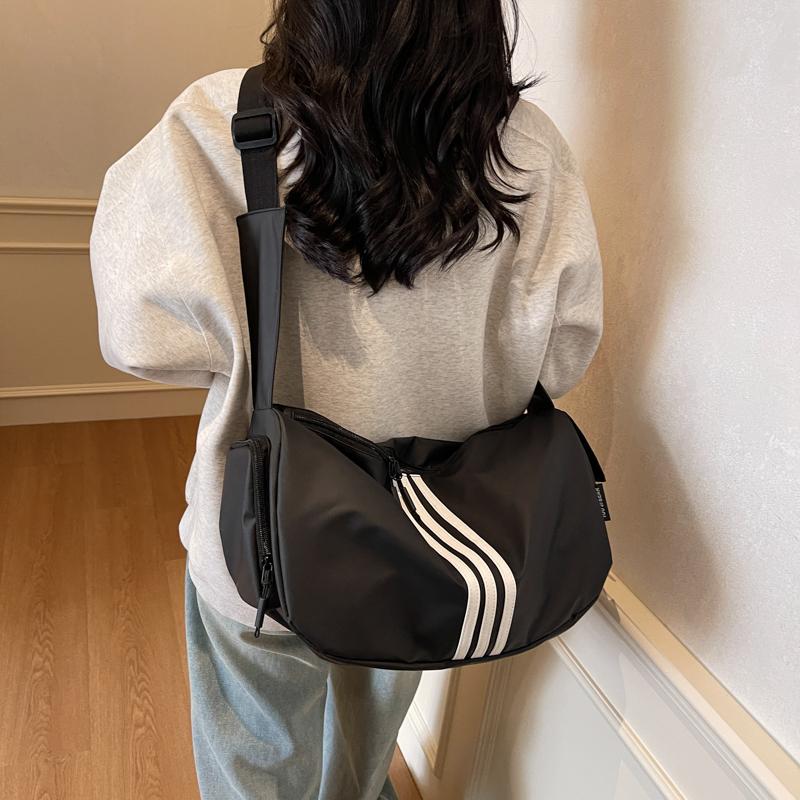 Striped Large Capacity Travel Bag Women's Shoulder Bag Crossbody Bag