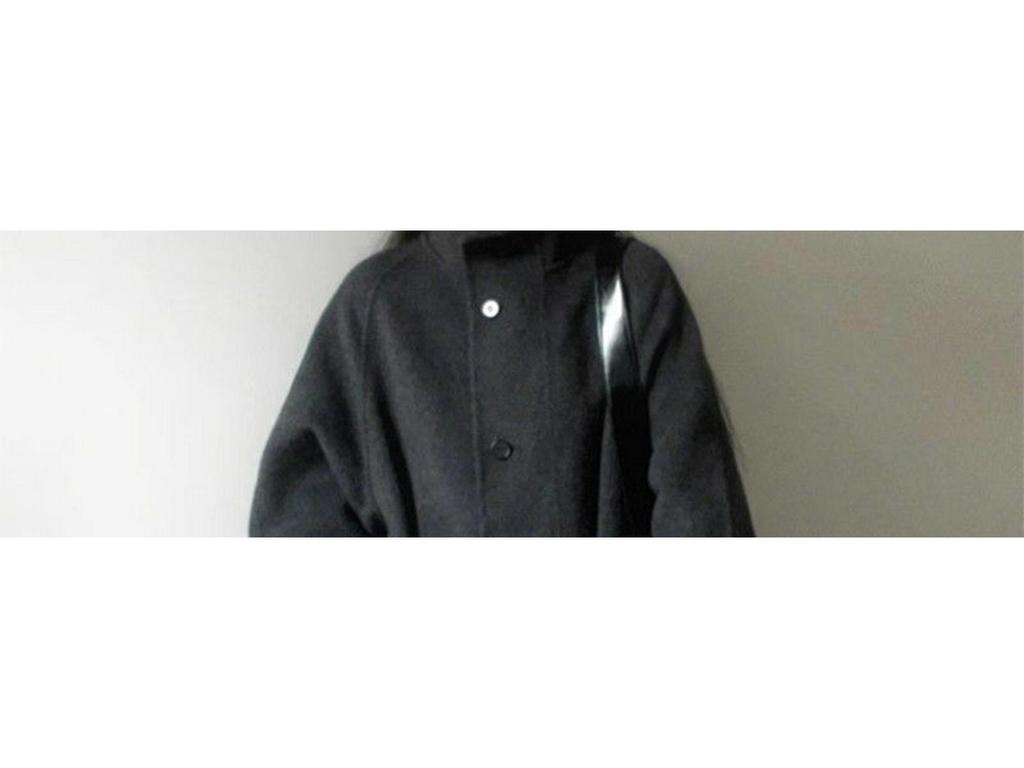 Women's Petite Medium-Length Woolen Coat: 2025 Autumn/Winter Korean Style, Thickened and Stylish.