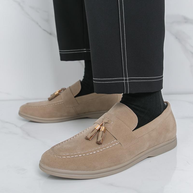 Fashion Fashionable New Men's Suede Comfortable Soft Sole Banquet Loafers Spring Brand Breathable Pointed Tassel Casual Bean Shoes