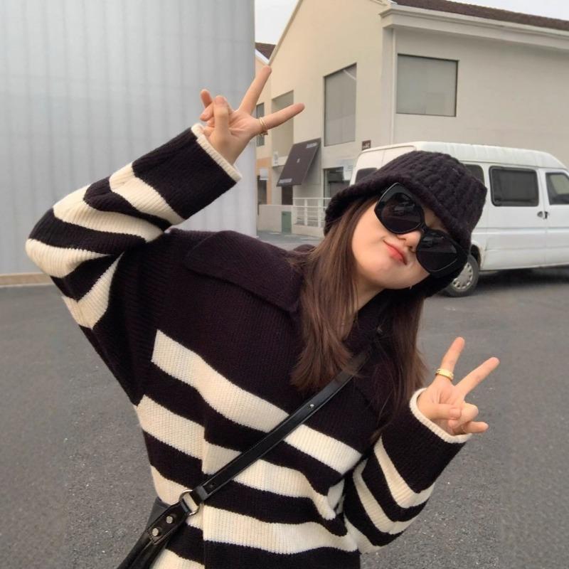 [] Black and white striped medium and long knitted dress autumn and winter new loose lazy sweater skirt