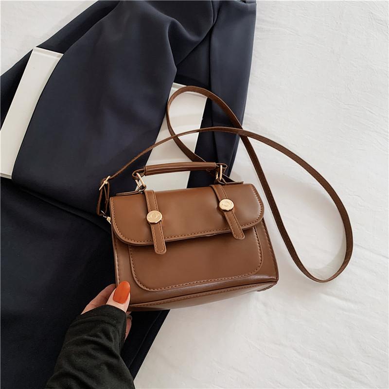 

Ретро маленькая квадратная сумка корейская версия сумочка 2025 весна и лето новая универсальная ins на плечо сумка-мессенджер маленькая квадратная сумка женская коричневый