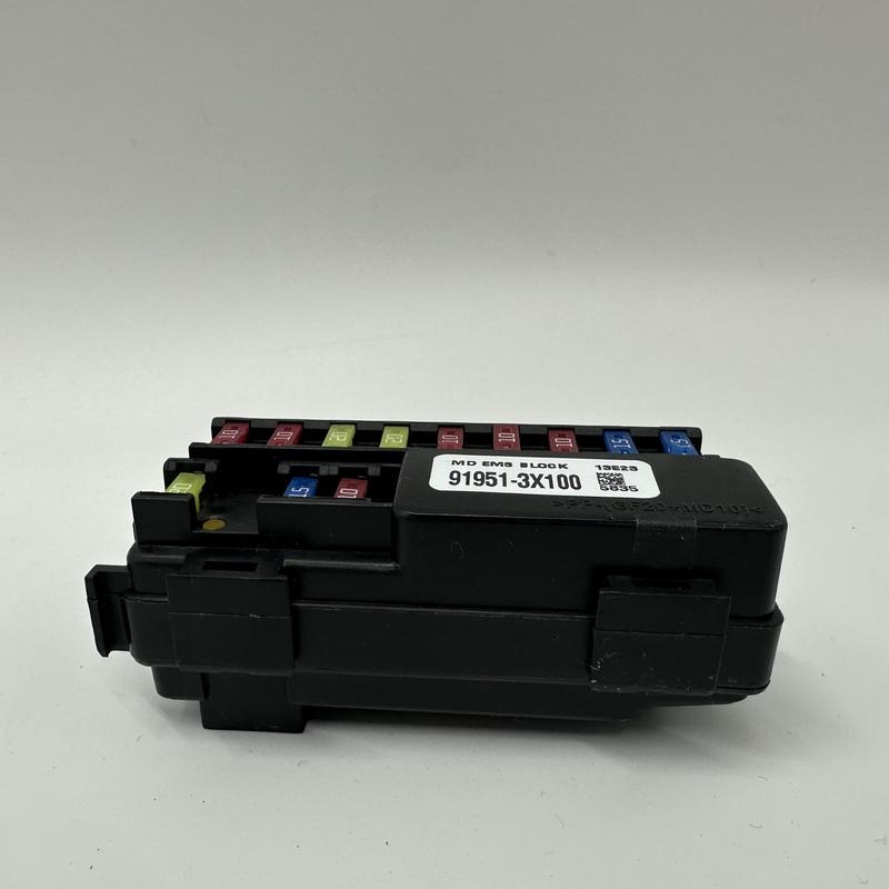 Box assyeng module system FOR Hyundai Elantra 2014-2016 OEM 919513X100 Small Engine Fuse Box
