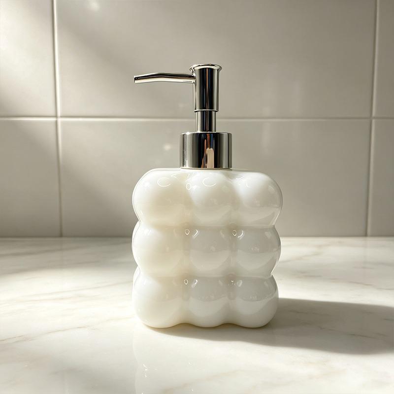 Press-Type Glass Dispenser Bottle for Home or Hotel - Ideal for Hand Soap, Shower Gel, and Lotion.