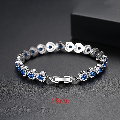 Herzliches 4x4 Valentinstagsgeschenk: modisches Damenarmband mit pavé-gesetztem Kupfer und Zirkonia