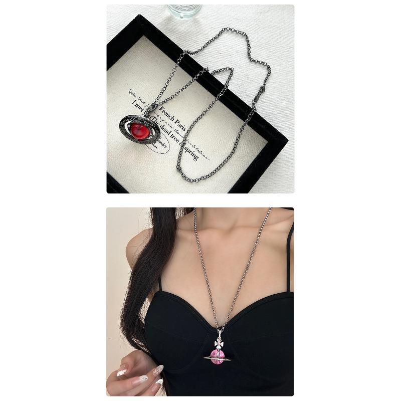 Collana lunga da donna con ciondolo Saturno tridimensionale per maglione Gioielli di moda