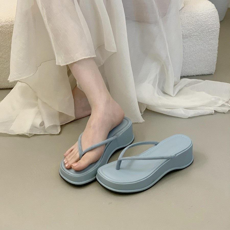 Pinch feet thick-soled heightening slippers women's summer wear versatile casual flip-flops beach seaside slippers