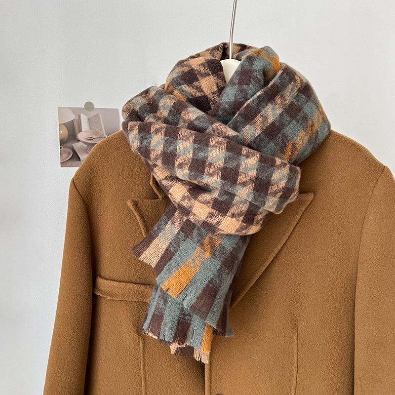

2024 Women s Casual Fashion Houndstooth Scarf - Versatile & Warm Shawl with New Color Contrast Design 190*54CM