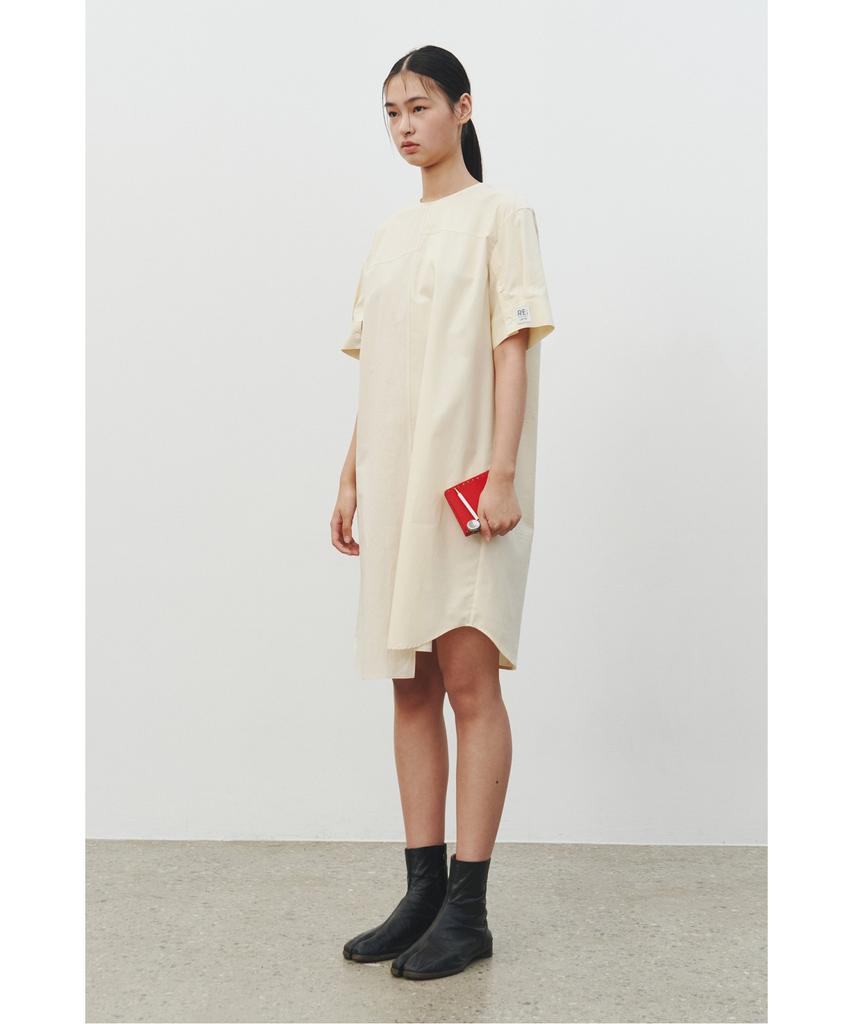 Recorde Mock Neck Split Dress_Rqdam25572Ivx
