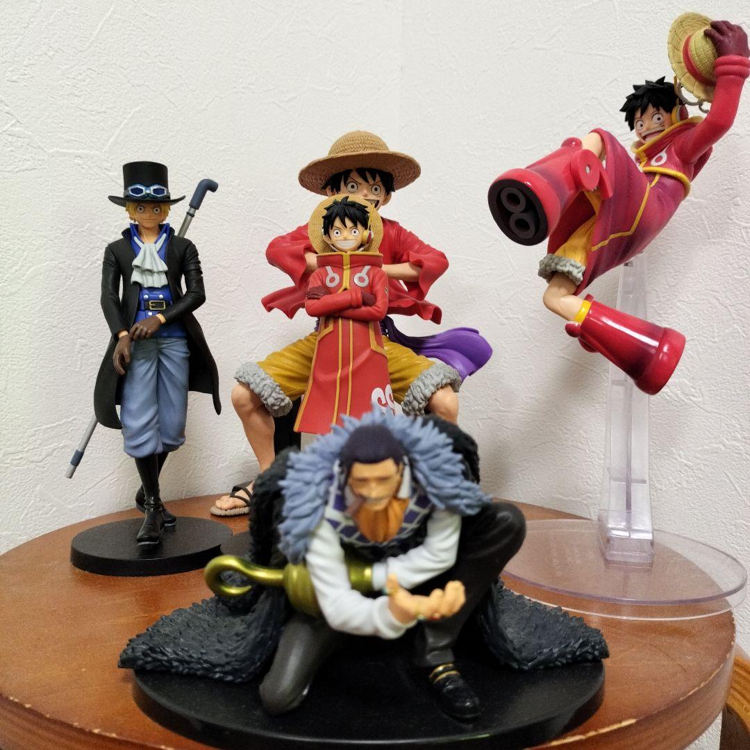 

[USED] One Piece Action Figure Set