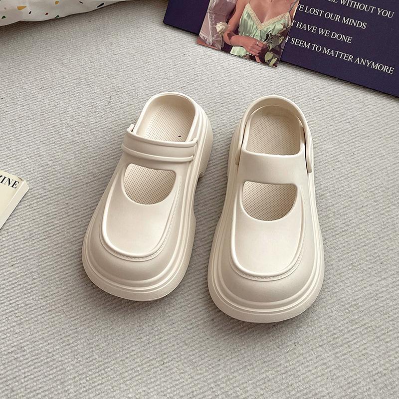 Cartoon Hole Shoes Women's Summer New Bag Head Comfortable Fashion Casual Wear Beach Cool Slippers