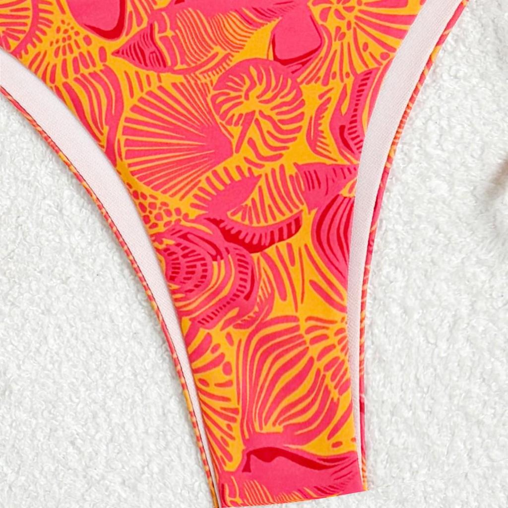 European and American Women's Sexy Slimming Backless Bandage Print Triangle Bikini Swimsuit
