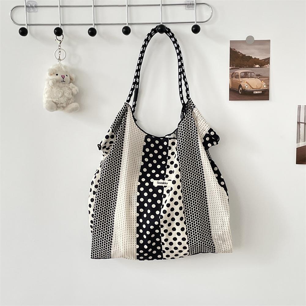 Hanfeng Summer Largecapacity Hand Carry Shoulder Bag Drawstring Shopping Bag Fresh Floral Tote Bag Underarm Bag